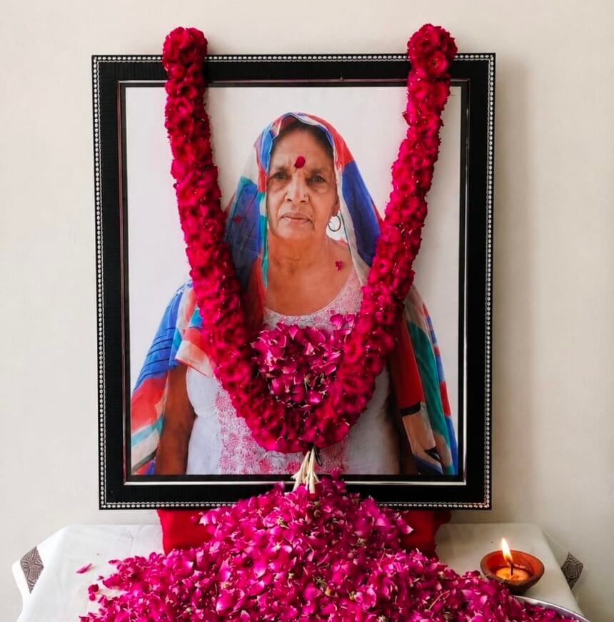 रूढ़िवादिता पर चोट, शिक्षा को वोट: नोएडा के गुर्जर बैसोया परिवार ने 'मृत्यु भोज' त्याग कर पेश की मिसाल; समाजहित में खर्च होंगे पैसे