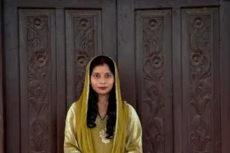 ग्रेटर नोएडा: ब्रेज़ा कार के लिए विवाहिता की हत्या, फंदे पर लटका मिला शव; ससुराल पक्ष फरार