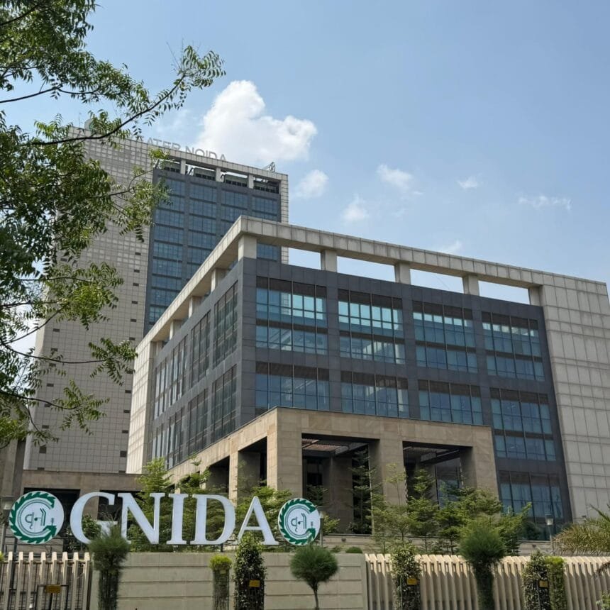 ग्रेटर नोएडा: पाली और बोड़ाकी अंडरपास का अंधेरा होगा दूर; DFCC कॉरिडोर के नीचे लगेगी 100 से अधिक LED लाइटें, हादसों पर लगेगी रोक