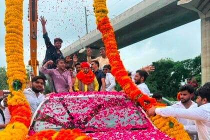 ग्रेटर नोएडा पहुंचे बृजभूषण शरण सिंह का जोरदार स्वागत, प्रेस वार्ता में बोले- 'खुद को कभी अपराधी नहीं माना'