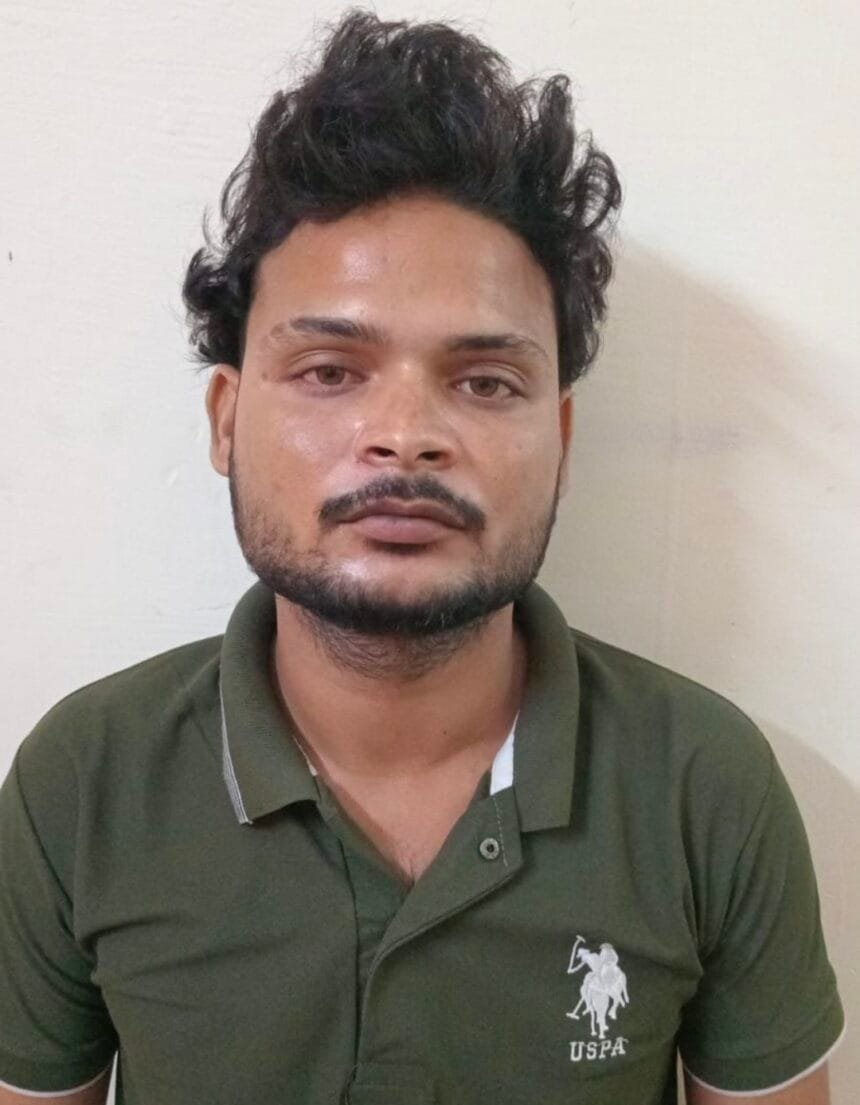 नोएडा के मामूरा में 5 साल के बच्चे की संदिग्ध मौत: मां का गंभीर आरोप—कहासुनी में पिता ने कमर में मारा घूंसा, आरोपी हिरासत में
