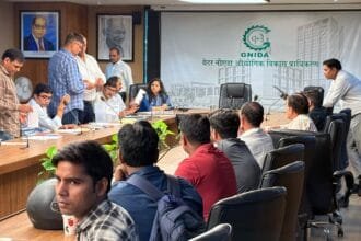 ग्रेटर नोएडा प्राधिकरण का बड़ा फैसला: सैनी गांव के 39 किसानों को मिले 58 आबादी भूखंड, CEO के निर्देश पर वर्षों का इंतजार खत्म