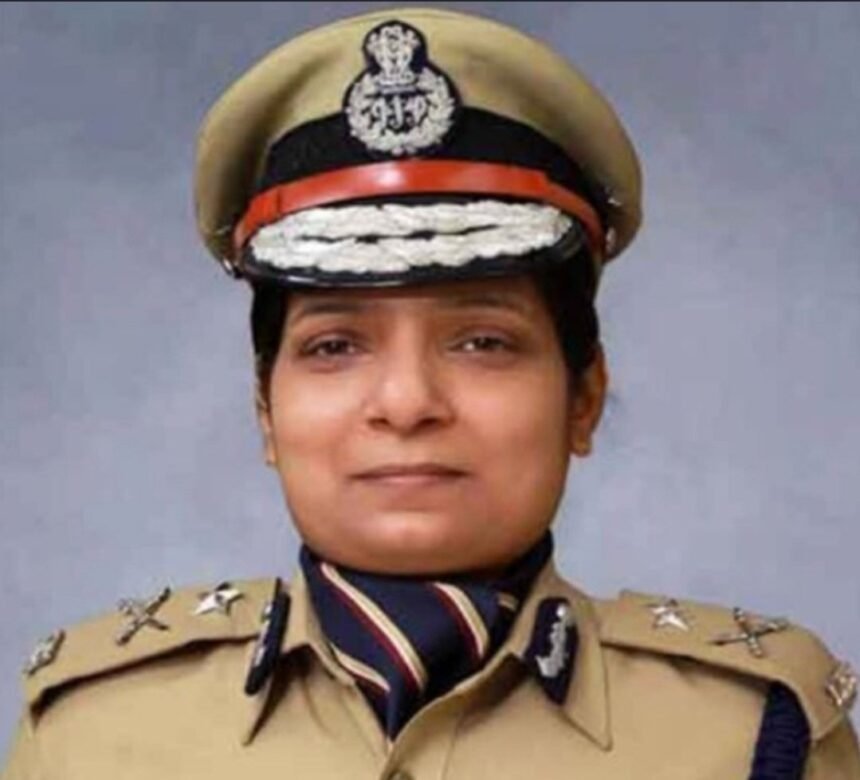 गौतमबुद्धनगर पुलिस महकमे में बड़ा फेरबदल: सीपी लक्ष्मी सिंह ने बदले 4 ADCP और 1 DCP के कार्यक्षेत्र, संतोष कुमार मिश्रा की ग्रेटर नोएडा जोन में वापसी