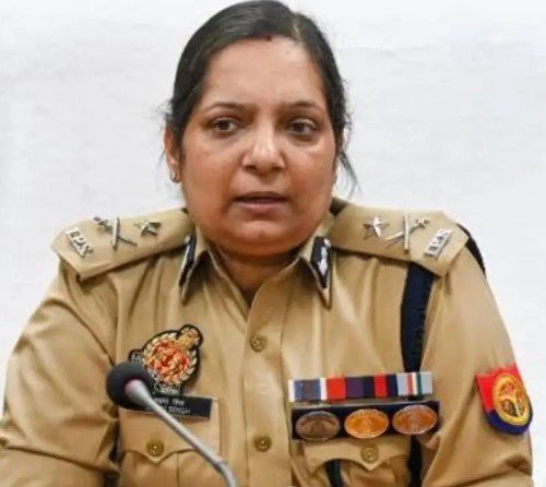 नोएडा: चोटपुर हंगामा मामले में कमिश्नर लक्ष्मी सिंह का बड़ा एक्शन, थाना प्रभारी सस्पेंड और एसीपी का तबादला