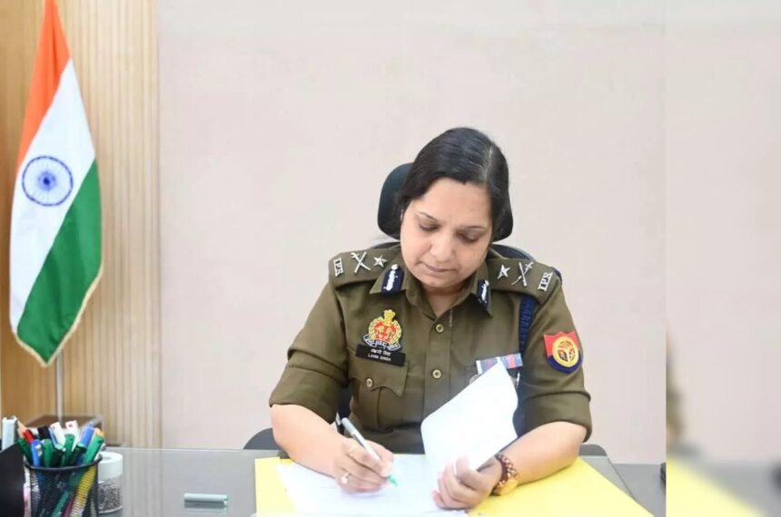 नोएडा: कमिश्नर लक्ष्मी सिंह का कड़ा एक्शन, जनसुनवाई में हीला-हवाली पर 5 चौकी प्रभारी सस्पेंड; कई ACP - SHO भी जांच के घेरे में