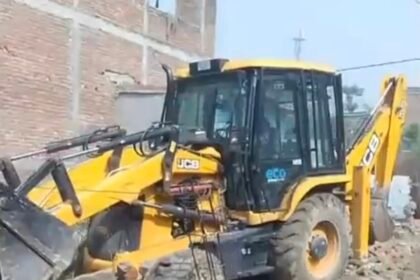 ग्रेटर नोएडा: हैबतपुर के डूब क्षेत्र में गरजा प्राधिकरण का बुलडोजर, 40 हजार वर्ग मीटर जमीन अवैध कब्जे से मुक्त