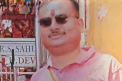 ग्रेटर नोएडा में दिल दहलाने वाला हादसा: महागुण माईवुड्स की 23वीं मंजिल से गिरकर पिता-पुत्र की मौत; बेटे को बचाने में गई जान